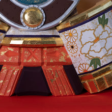 画像をギャラリービューアに読み込む, 兜(特大)屏風付 神泉作