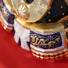 画像をギャラリービューアに読み込む, 兜(特大)屏風付 義山作