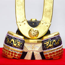 画像をギャラリービューアに読み込む, 兜(特大) 義山作