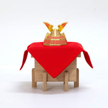 画像をギャラリービューアに読み込む, 兜(特小) 鐵山作