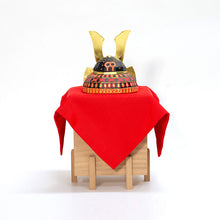 画像をギャラリービューアに読み込む, 兜(小) 義山作