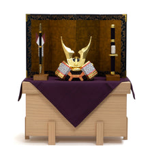 画像をギャラリービューアに読み込む, 兜(金・中セット) 祐誠作