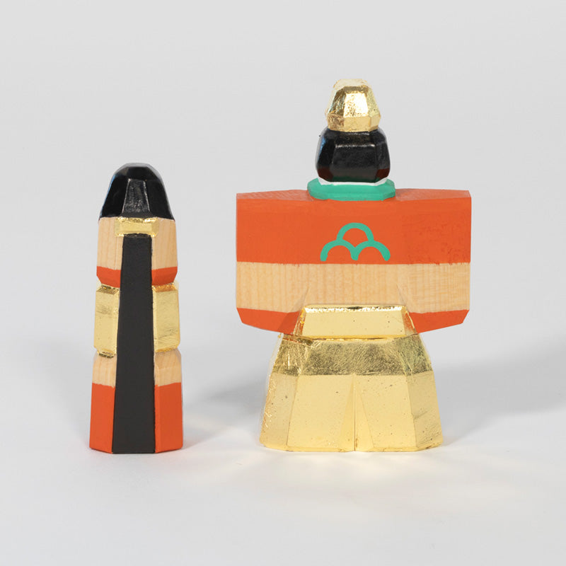 立雛（2号） 鐵山作 – 奈良一刀彫 誠美堂