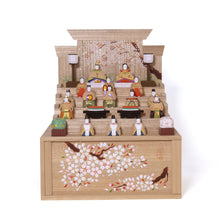 画像をギャラリービューアに読み込む, 段飾雛　桜（小）　神泉作
