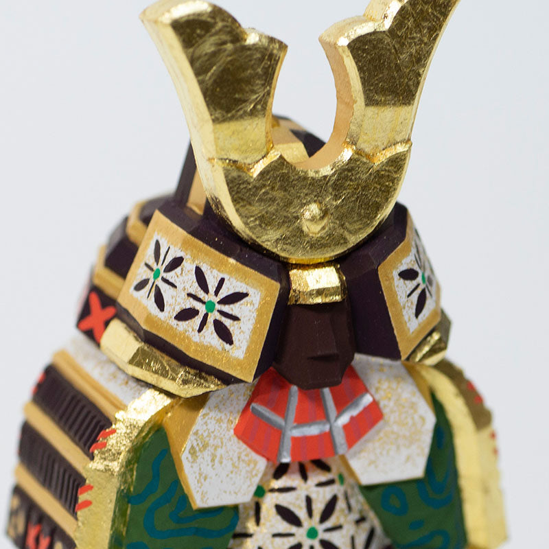 具足（3号） 神泉作 – 奈良一刀彫 誠美堂