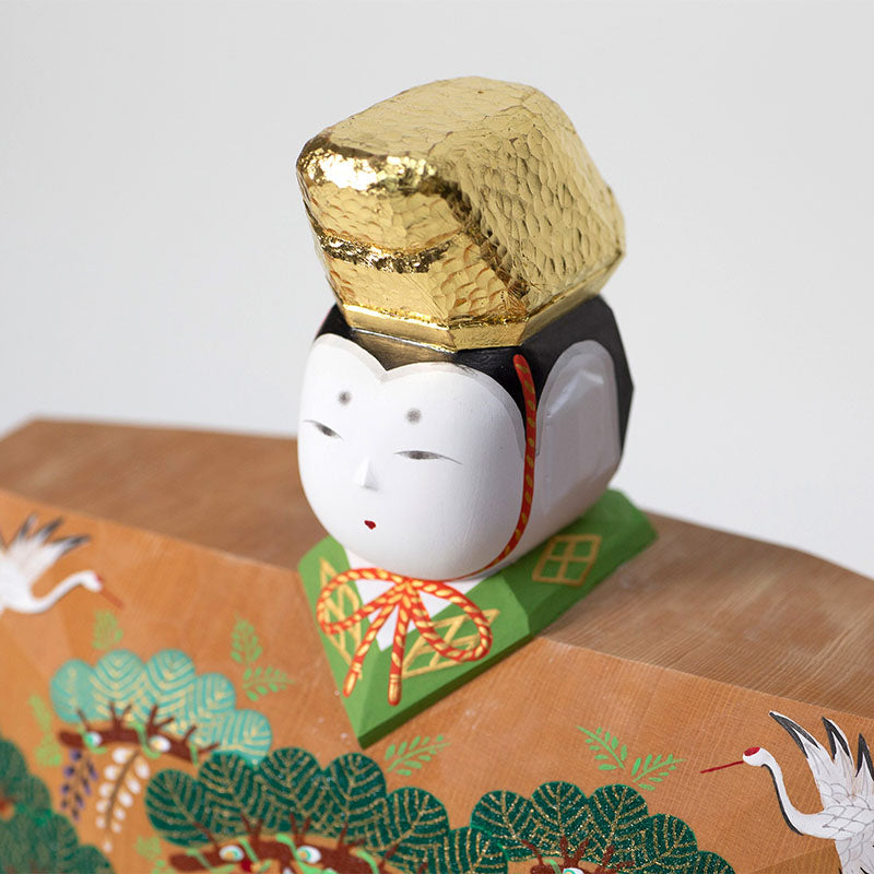 立雛（8.5号） 鐵山作 – 奈良一刀彫 誠美堂